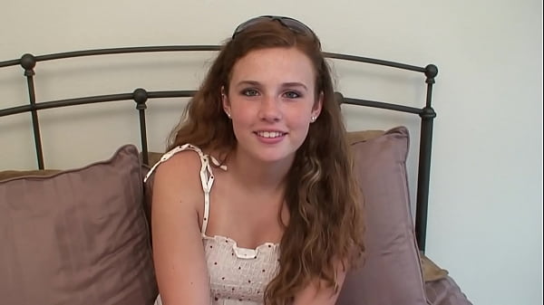 Watch this gorgeous college coed suck cock in this amateur porn